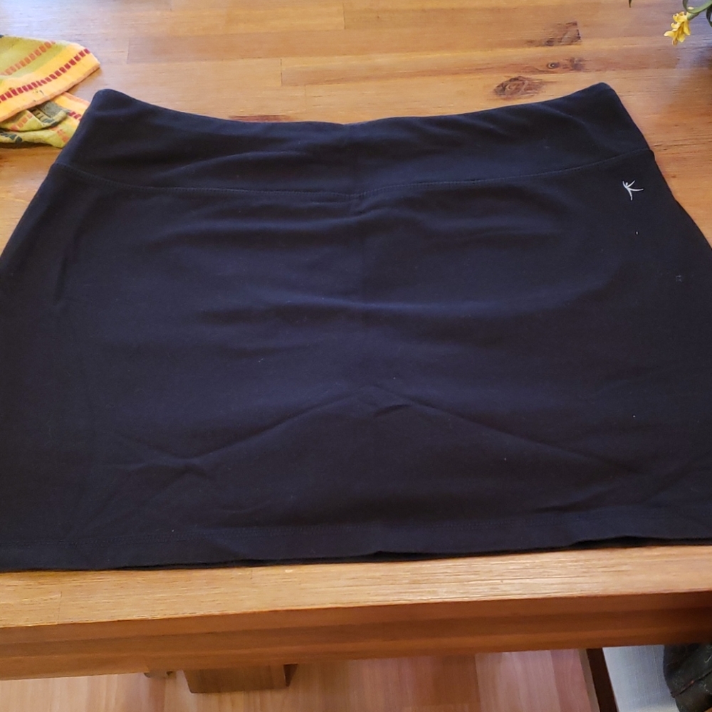 Danskin Skort